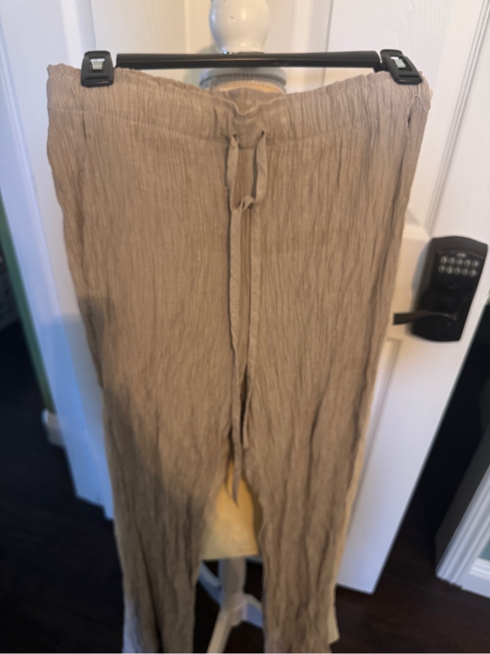 Zara Cream Crinkle Drawstring Pants Size S